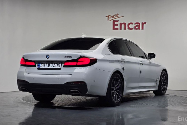 2022 BMW 5 серии с пробегом 59 978 км