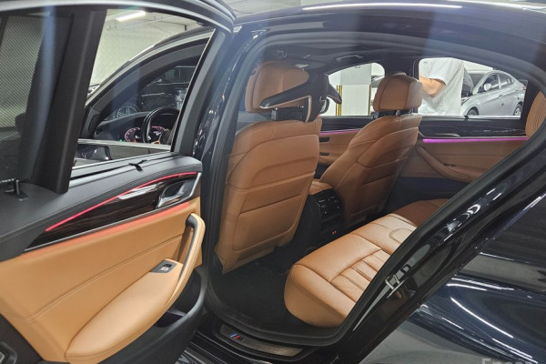 2022 BMW 5 серии с пробегом 57 460 км