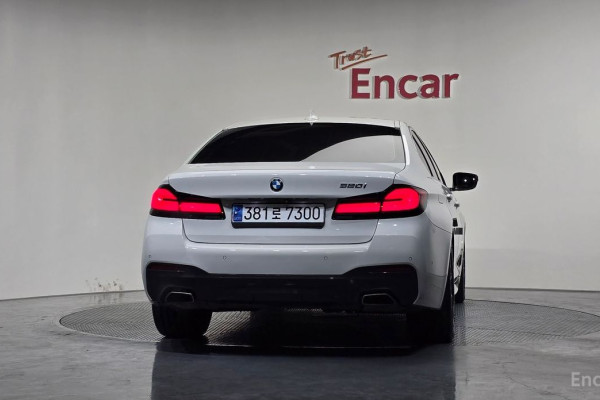 2022 BMW 5 серии с пробегом 59 978 км