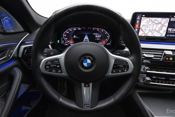 2022 BMW 5 серии с пробегом 25 455 км