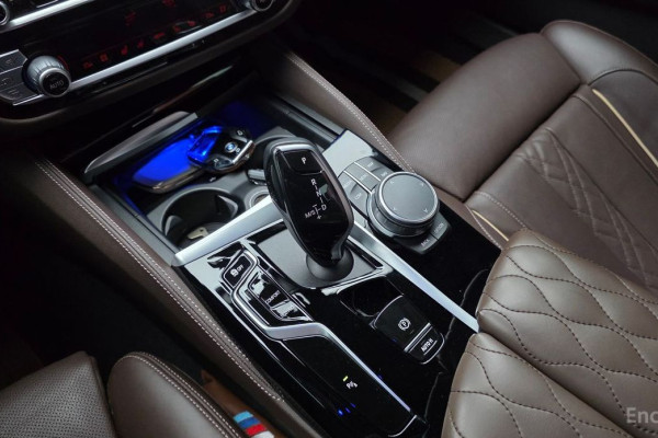 2022 BMW 5 серии с пробегом 103 099 км