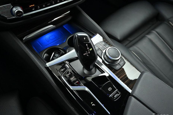 2022 BMW 5 серии с пробегом 37 562 км