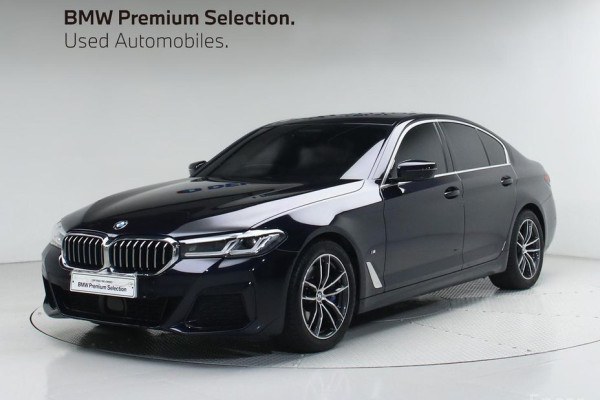 2022 BMW 5 серии с пробегом 37 562 км