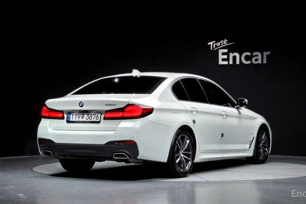 2022 BMW 5 серии с пробегом 55 591 км
