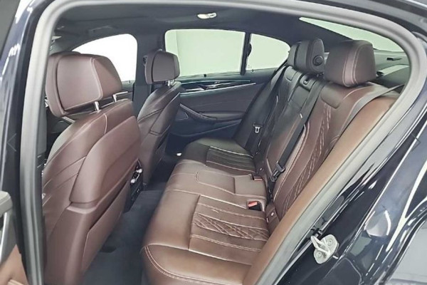 2022 BMW 5 серии с пробегом 37 467 км