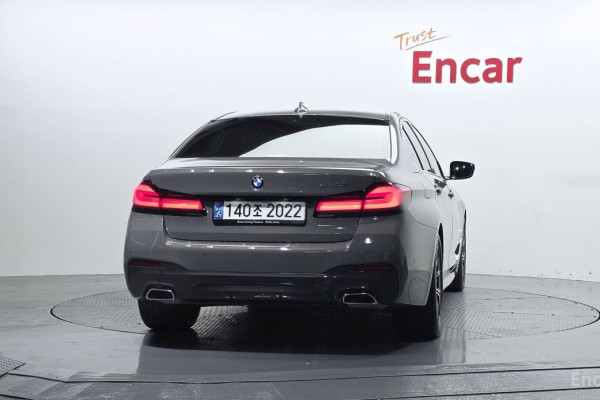 2022 BMW 5 серии с пробегом 5 052 км