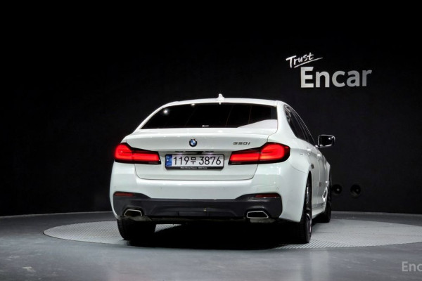 2022 BMW 5 серии с пробегом 55 591 км