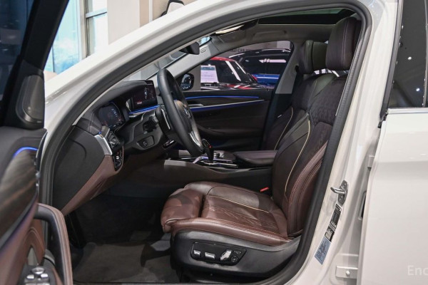 2022 BMW 5 серии с пробегом 61 249 км