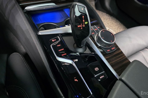 2022 BMW 5 серии с пробегом 55 591 км