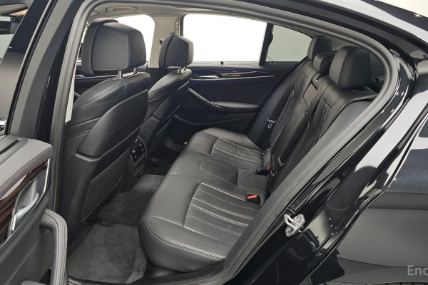 2022 BMW 5 серии с пробегом 62 129 км