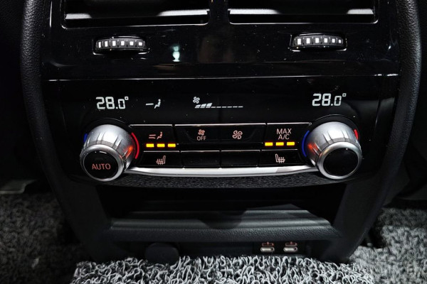 2022 BMW 5 серии с пробегом 49 276 км