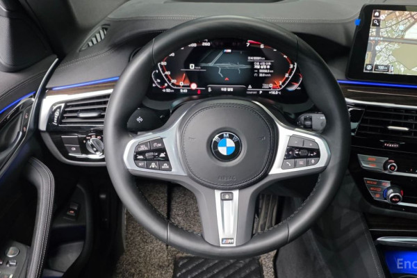 2022 BMW 5 серии с пробегом 55 591 км