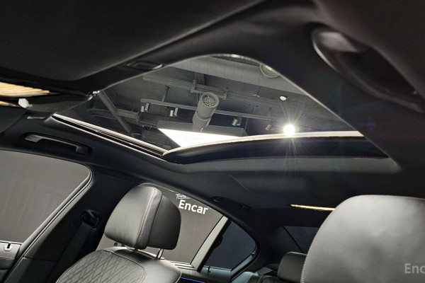 2022 BMW 5 серии с пробегом 49 276 км