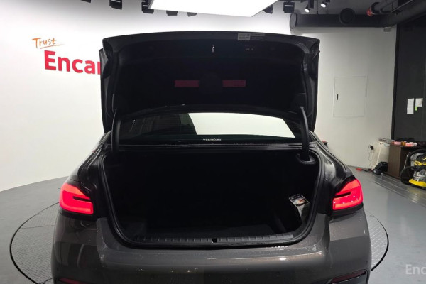 2022 BMW 5 серии с пробегом 5 052 км