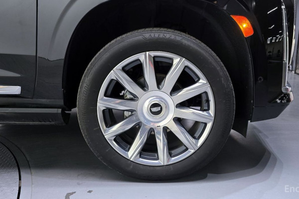 2022 Cadillac Escalade с пробегом 31 386 км