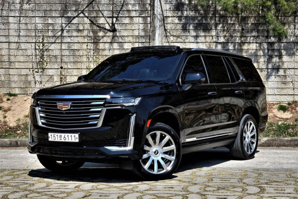 2021 Cadillac Escalade с пробегом 122 600 км
