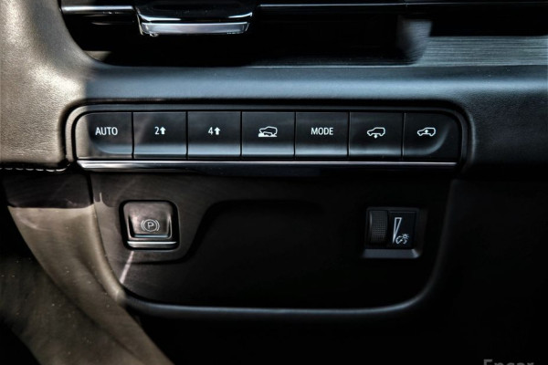 2021 Cadillac Escalade с пробегом 122 600 км