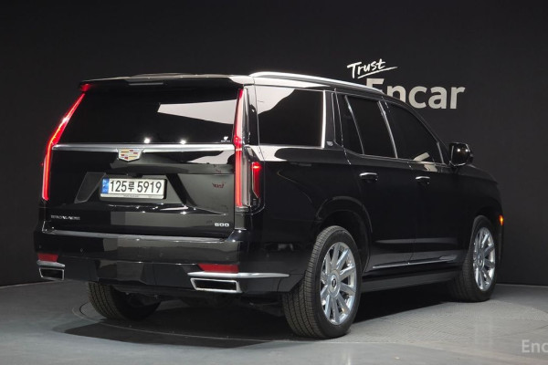 2022 Cadillac Escalade с пробегом 78 840 км
