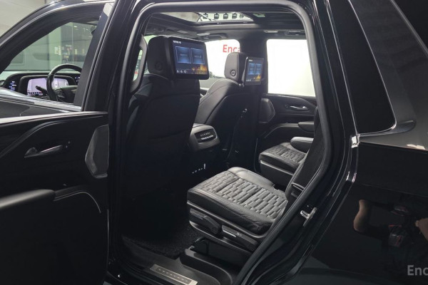 2022 Cadillac Escalade с пробегом 78 840 км