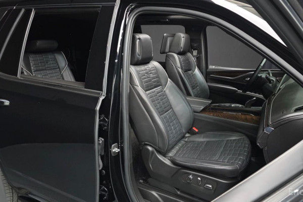 2022 Cadillac Escalade с пробегом 78 840 км