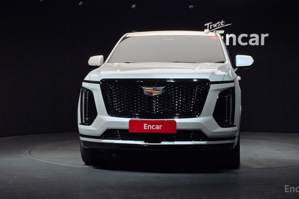 2025 Cadillac Escalade с пробегом 1 974 км