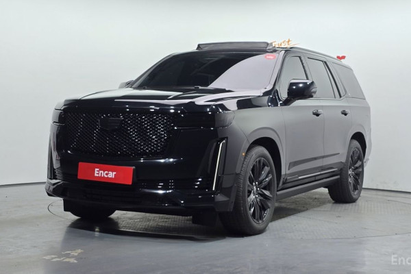 2022 Cadillac Escalade с пробегом 13 777 км