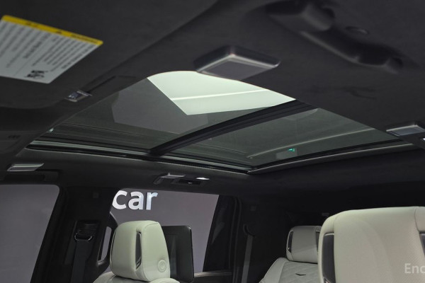 2025 Cadillac Escalade с пробегом 1 974 км