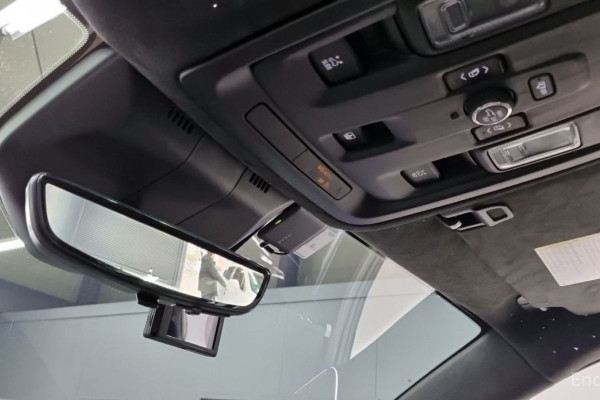 2025 Cadillac Escalade с пробегом 7 909 км