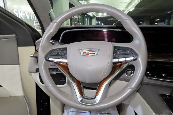 2022 Cadillac Escalade с пробегом 62 870 км