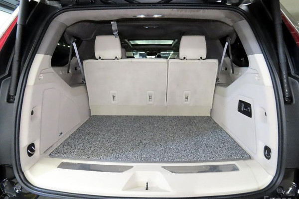 2022 Cadillac Escalade с пробегом 62 870 км