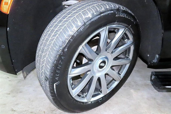 2022 Cadillac Escalade с пробегом 62 870 км