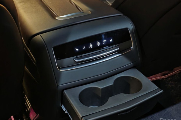 2022 Cadillac Escalade с пробегом 29 000 км