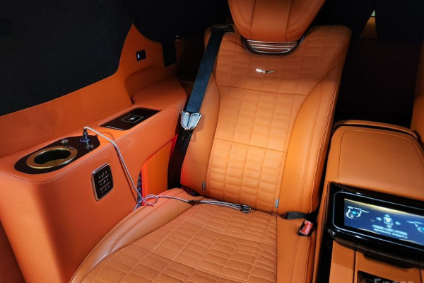 2023 Cadillac Escalade с пробегом 33 300 км