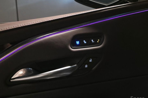 2022 Cadillac Escalade с пробегом 29 000 км