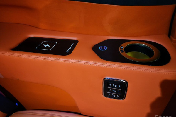 2023 Cadillac Escalade с пробегом 33 300 км