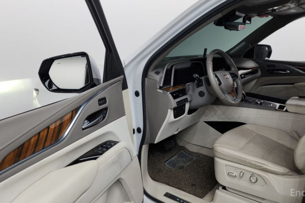 2022 Cadillac Escalade с пробегом 123 622 км