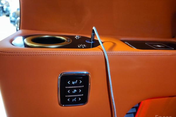 2023 Cadillac Escalade с пробегом 33 300 км