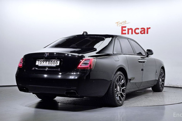 2023 Rolls-Royce Ghost с пробегом 8 783 км