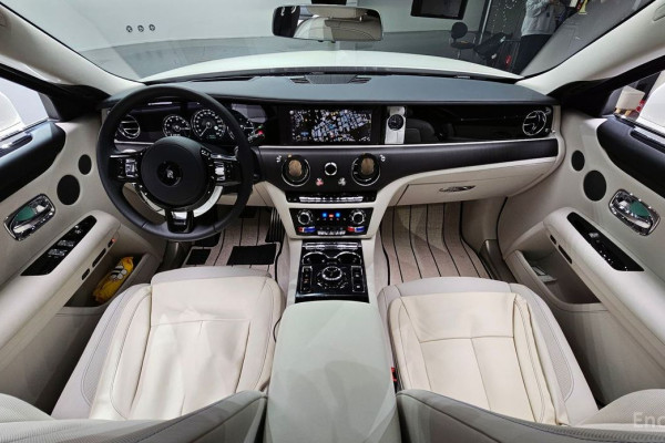 2021 Rolls-Royce Ghost с пробегом 8 945 км
