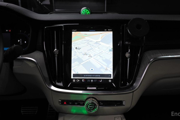 2022 Volvo S60 с пробегом 20 358 км