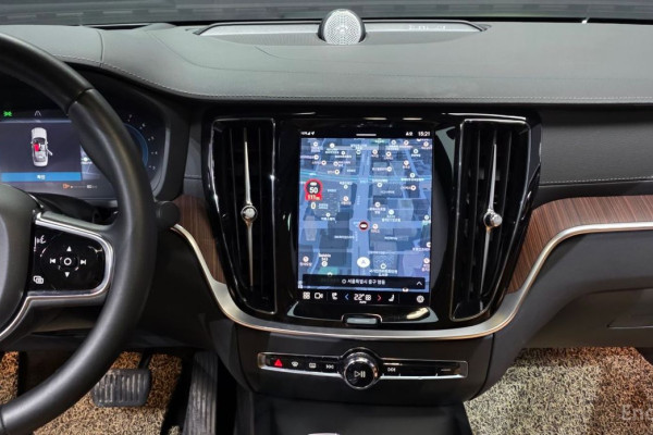 2023 Volvo S60 с пробегом 120 855 км