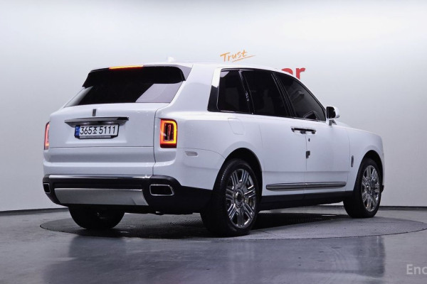 2024 Rolls-Royce Cullinan с пробегом 11 974 км