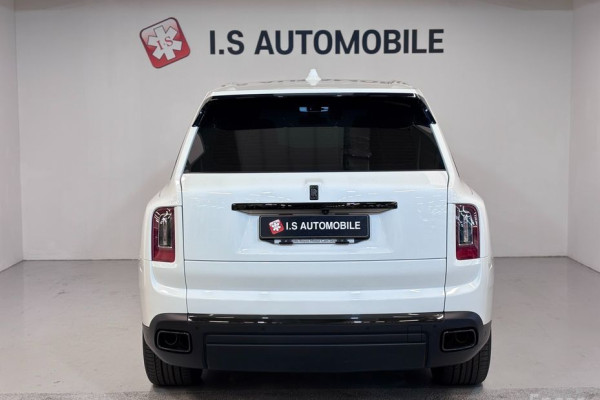 2024 Rolls-Royce Cullinan с пробегом 7 500 км