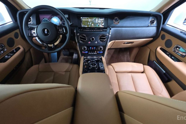2023 Rolls-Royce Cullinan с пробегом 2 014 км