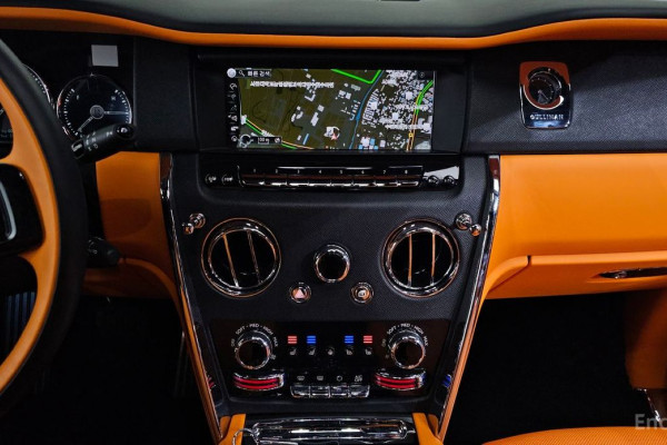 2024 Rolls-Royce Cullinan с пробегом 11 974 км