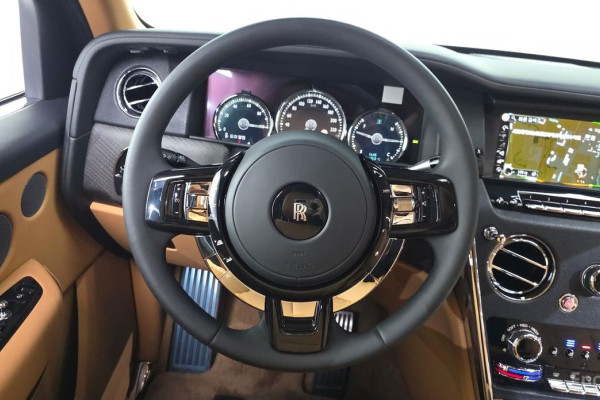 2023 Rolls-Royce Cullinan с пробегом 2 014 км