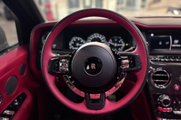 2024 Rolls-Royce Cullinan с пробегом 7 500 км