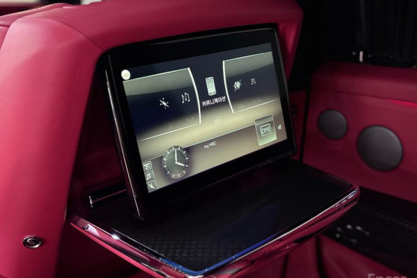 2024 Rolls-Royce Cullinan с пробегом 7 500 км