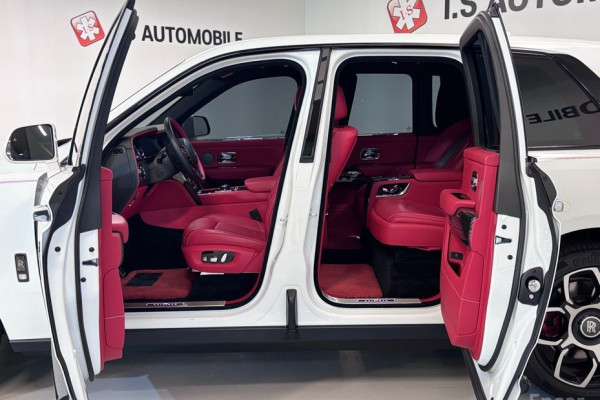 2024 Rolls-Royce Cullinan с пробегом 7 500 км