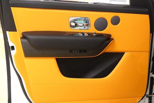 2023 Rolls-Royce Cullinan с пробегом 4 187 км